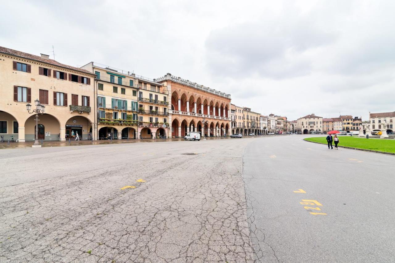 A Pochi Passi Da Prato Della Valle Apartment Падуя Екстер'єр фото